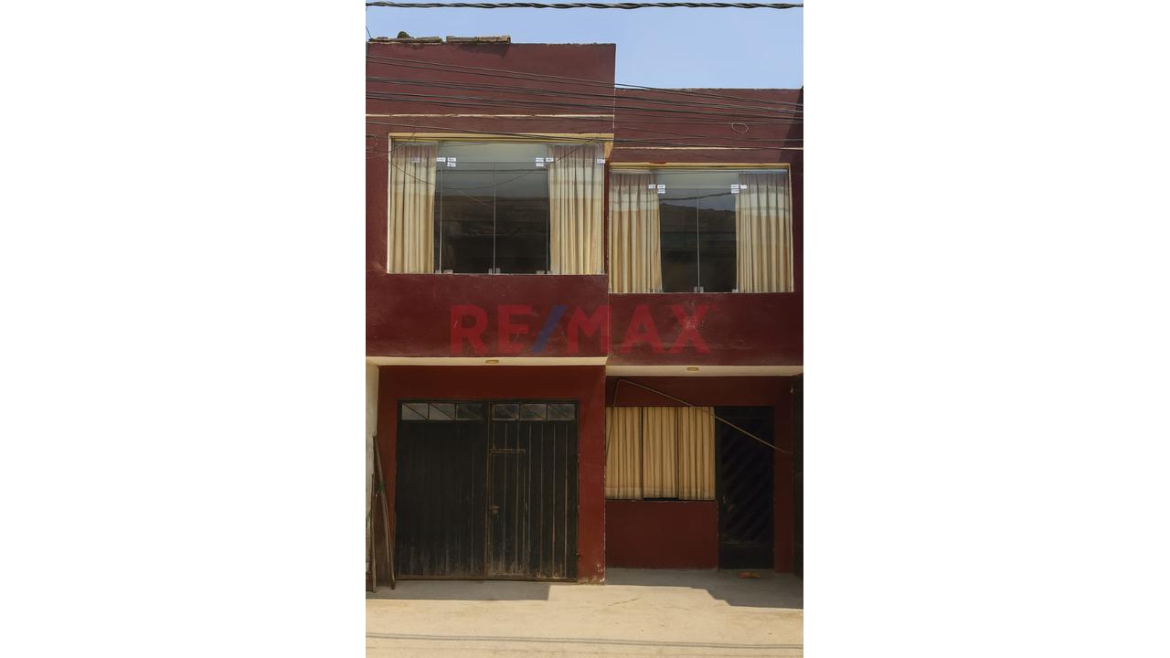 Excelente Casa De 2 Pisos
