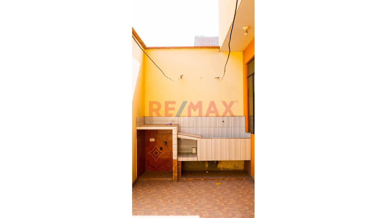 🏡✨ ¡Vive Con Comodidad Y Proyección En Sol De Huampaní – 4Ta Etapa! ✨🏡 - 6