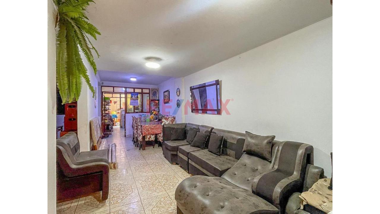 Casa De 3 Pisos + Azotea En Venta – Urb. Las Viñas De Surco – Oquendo, Callao - 3