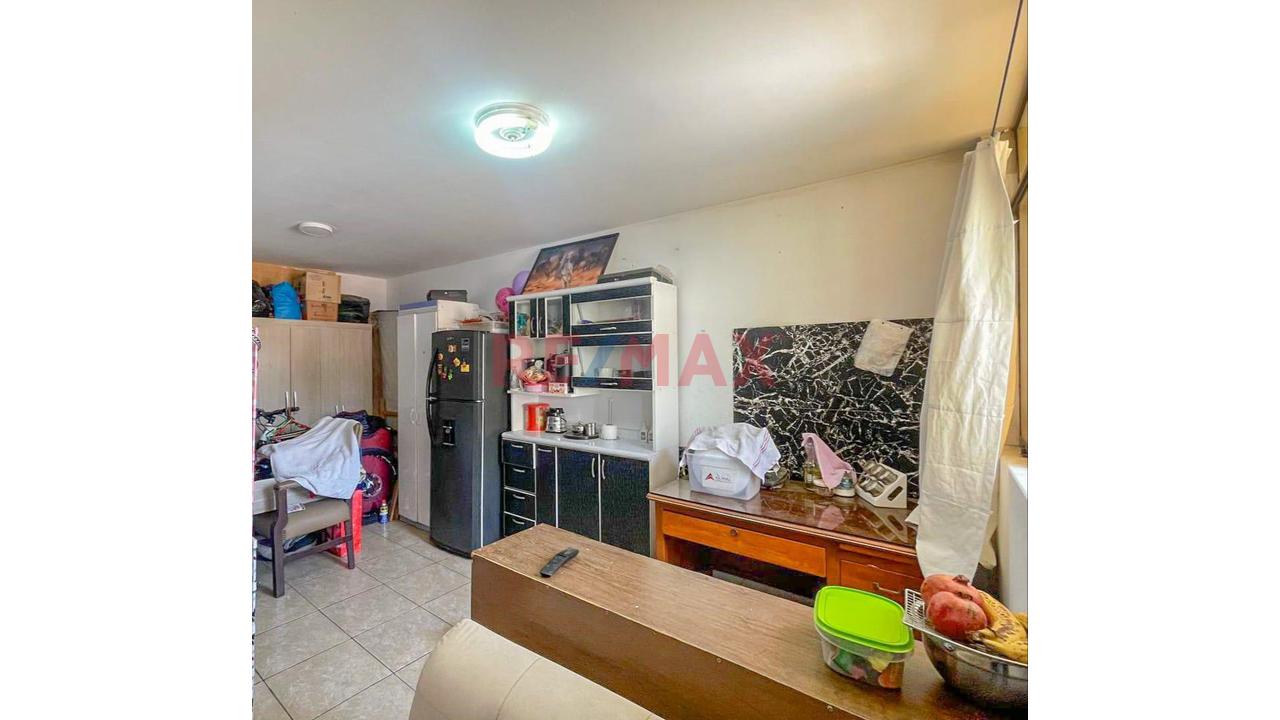 Casa De 3 Pisos + Azotea En Venta – Urb. Las Viñas De Surco – Oquendo, Callao - 7