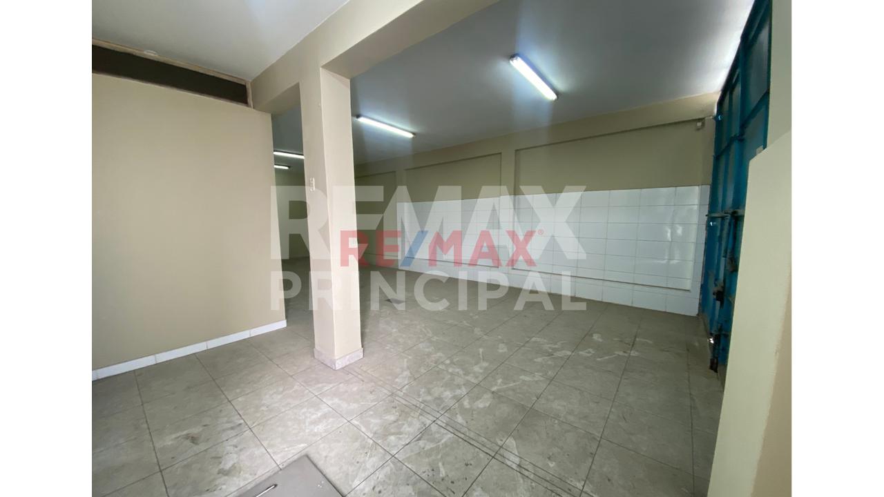 Local Comercial En Alquiler En Plena Av. Universitaria — foto 5