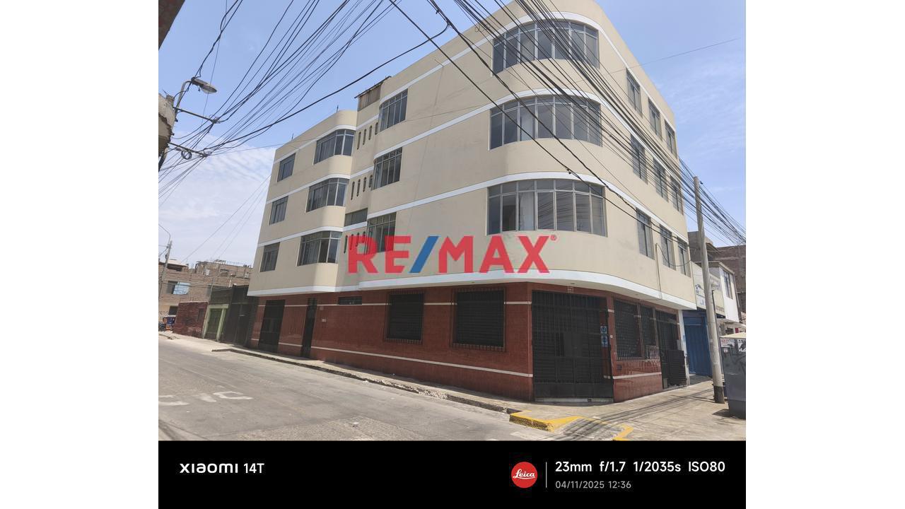 Oportunidad De Negocio Con Edificio Con 12 Departamentos Y Un Local - 1