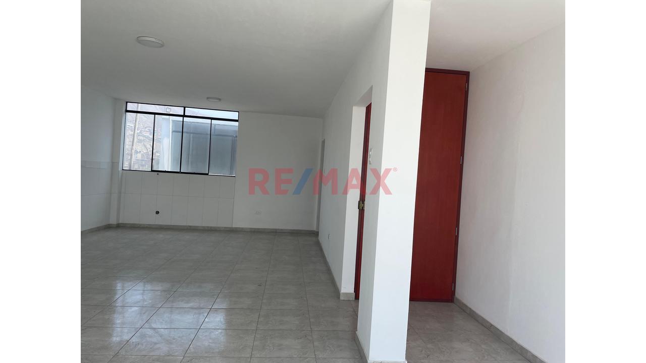 Se Vende Amplio Departamento 5To Piso En Sjl ¡Frente A Parque! Con Terraza — foto 5