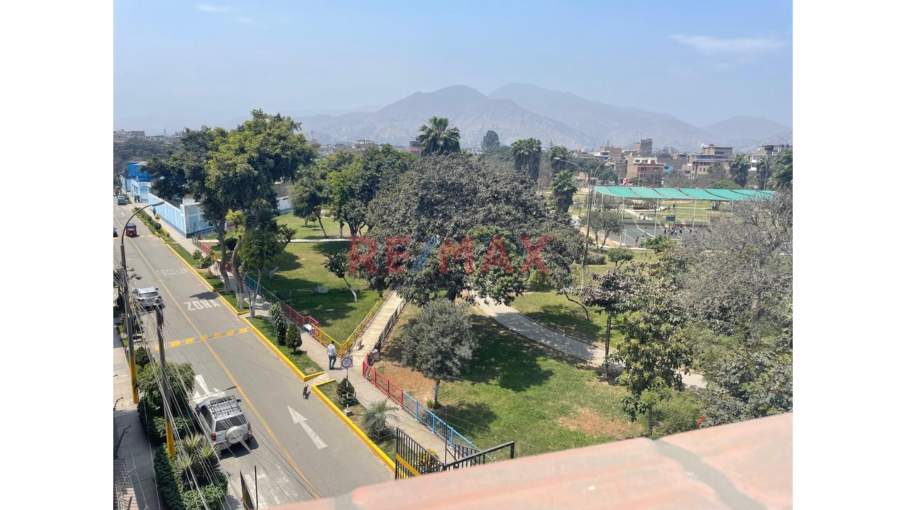 Se Vende Amplio Departamento 5To Piso En Sjl ¡Frente A Parque! Con Terraza — foto 6