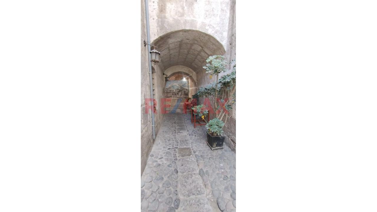 Se Vende Casona En El Cercado – Oportunidad Única Para Inversionistas — foto 4