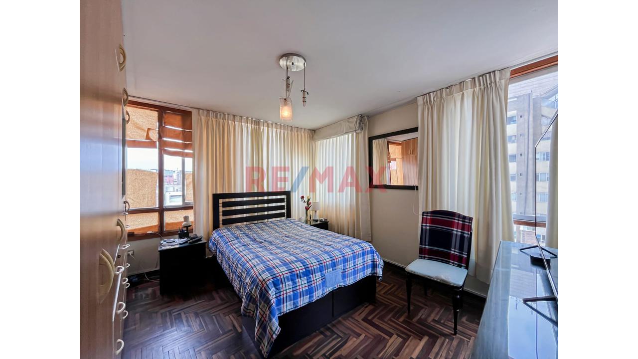 Venta Departamento En Av Pardo — foto 9