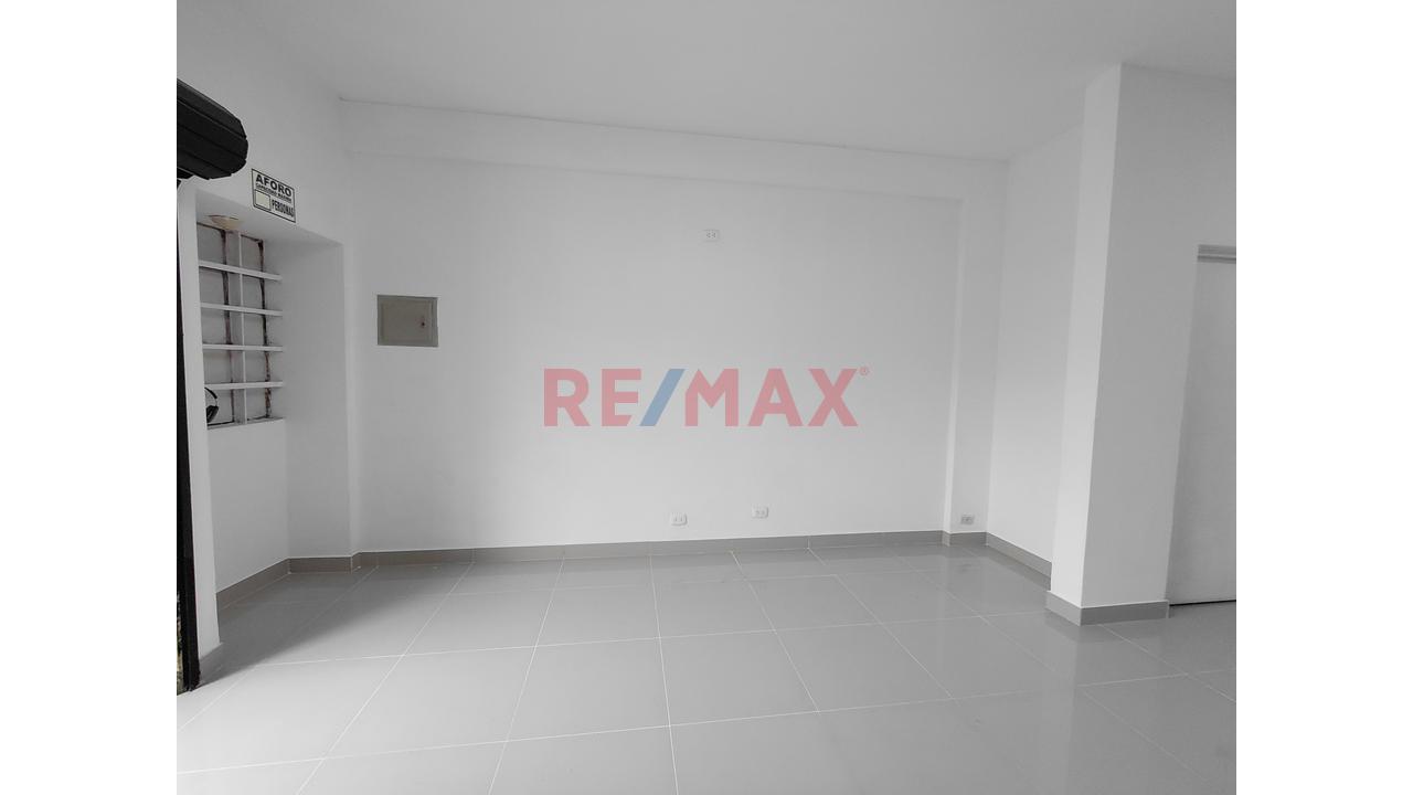 Se Alquila Local Comercial En La Av. La Marina, Pueblo Libre - 5