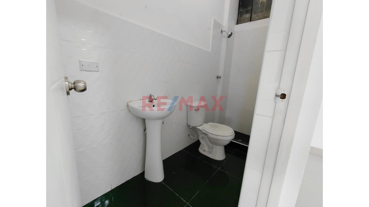 Se Alquila Local Comercial En La Av. La Marina, Pueblo Libre - 8