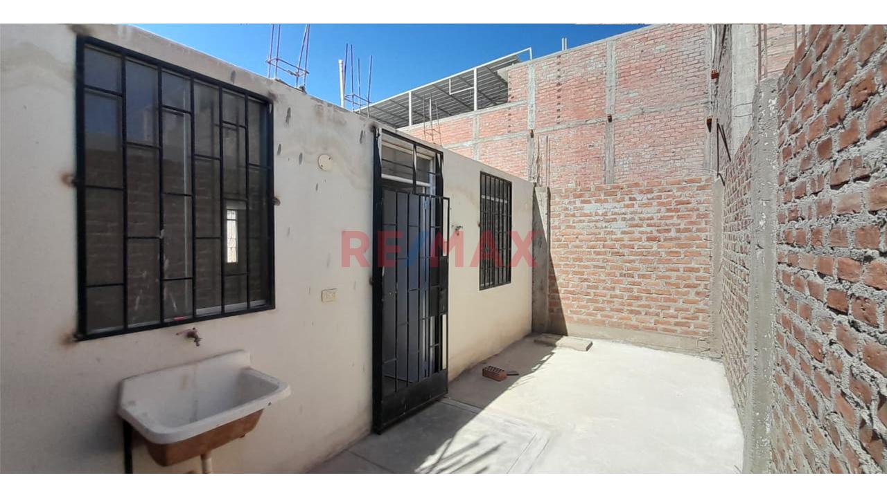 🏡 Casa En Venta Frente A Parque En Urb. Villa La Florida Ii, Sector Macacona — foto 8
