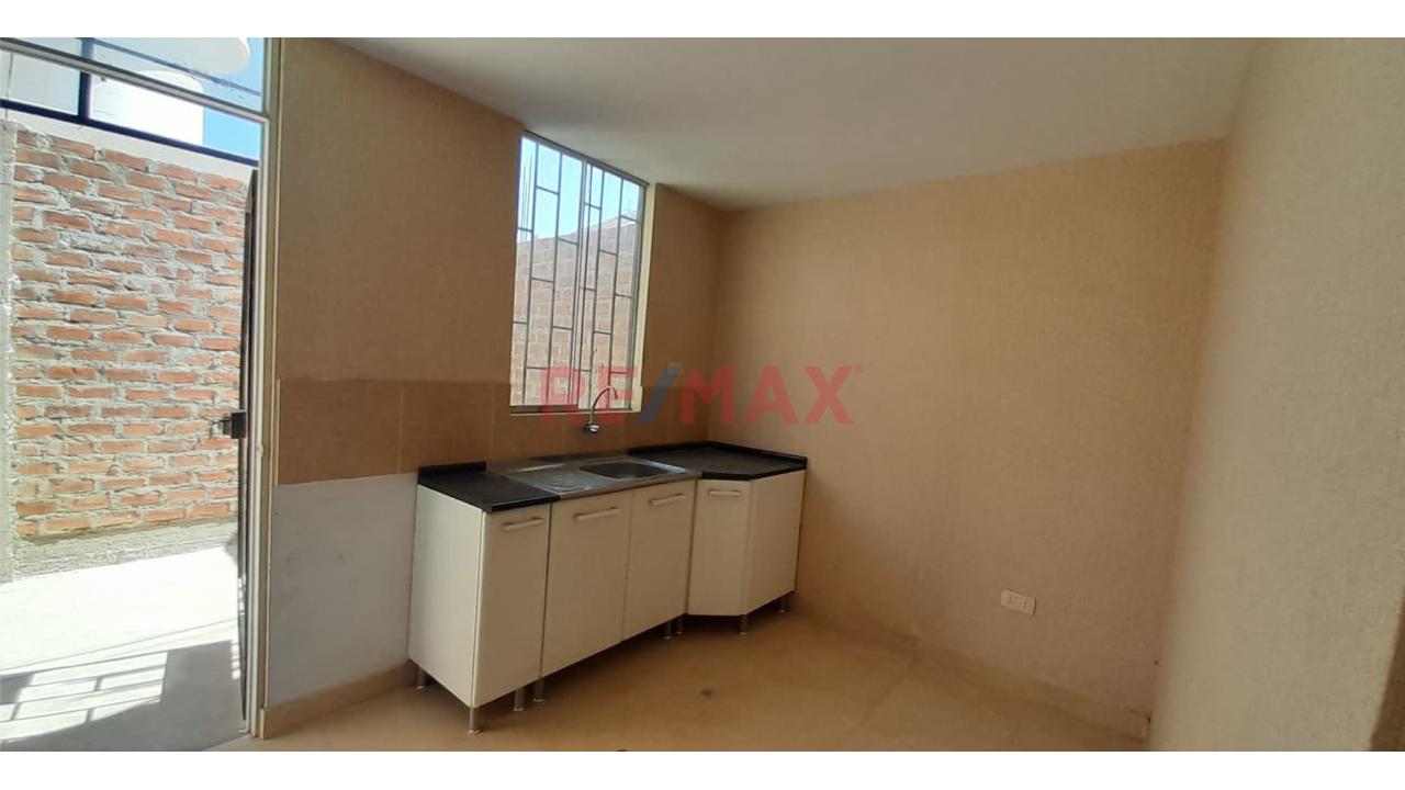 🏡 Casa En Venta Frente A Parque En Urb. Villa La Florida Ii, Sector Macacona — foto 6