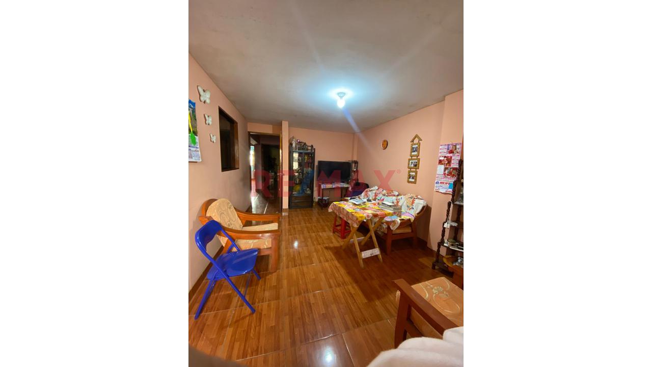 🏠 Venta De Casa De 3 Pisos En Villa El Salvador - 2