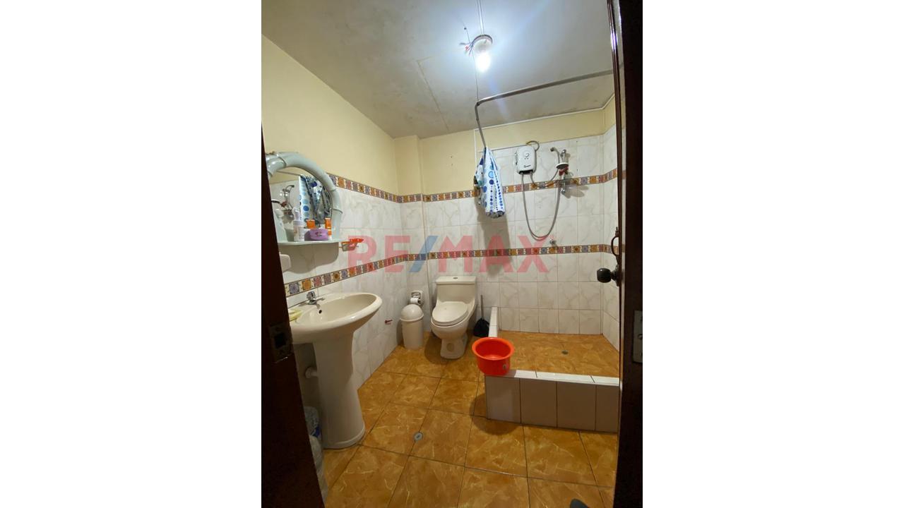 🏠 Venta De Casa De 3 Pisos En Villa El Salvador - 17