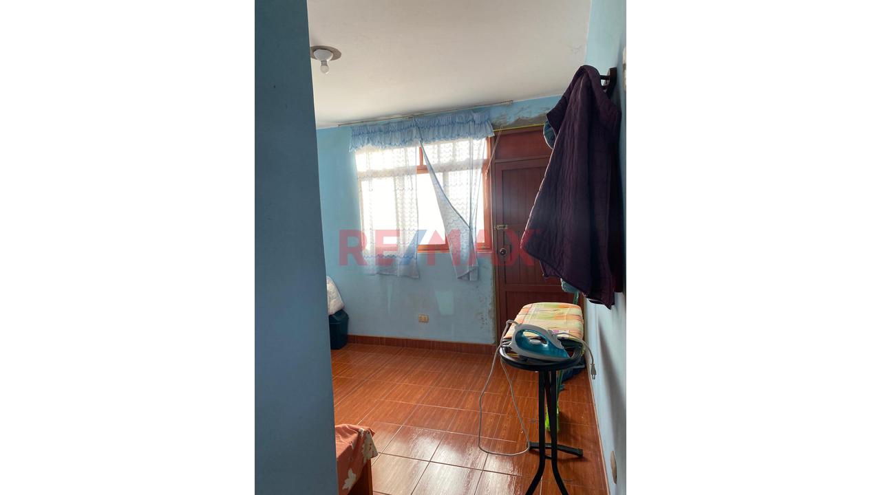 🏠 Venta De Casa De 3 Pisos En Villa El Salvador - 8