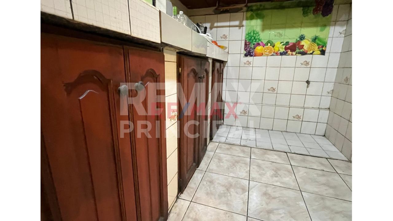 Venta De Casa En Avenida Urbanizacion El Alamo Comas - 9