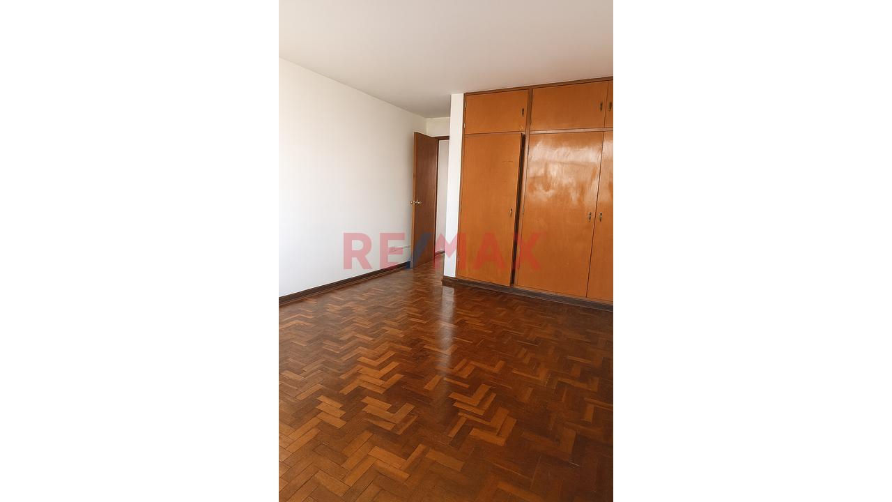 Venta De Oficina/Departamento – Zonificación Industria–Vivienda San Luis – Ubicación Estratégica Frente Al Estadio Municipal - 8