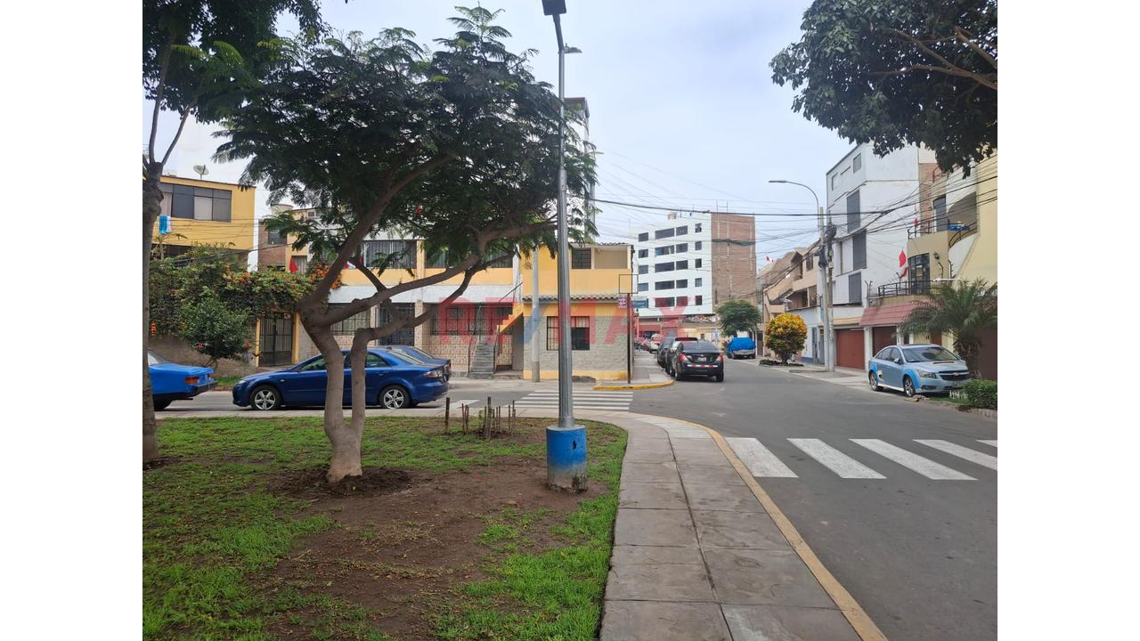 Venta Edificio 5 Pisos Con Ascensor Para Almacen Oficinas Y Vivienda - 3