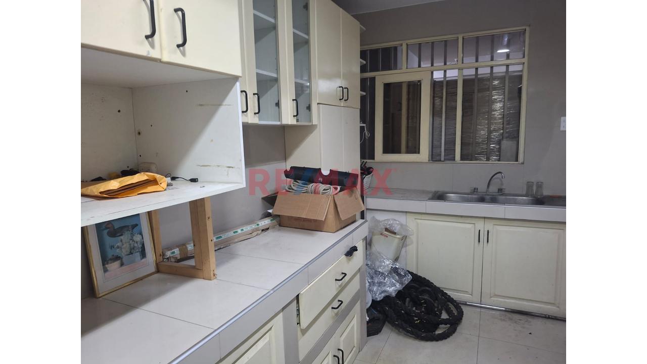 Venta Edificio 5 Pisos Con Ascensor Para Almacen Oficinas Y Vivienda - 7