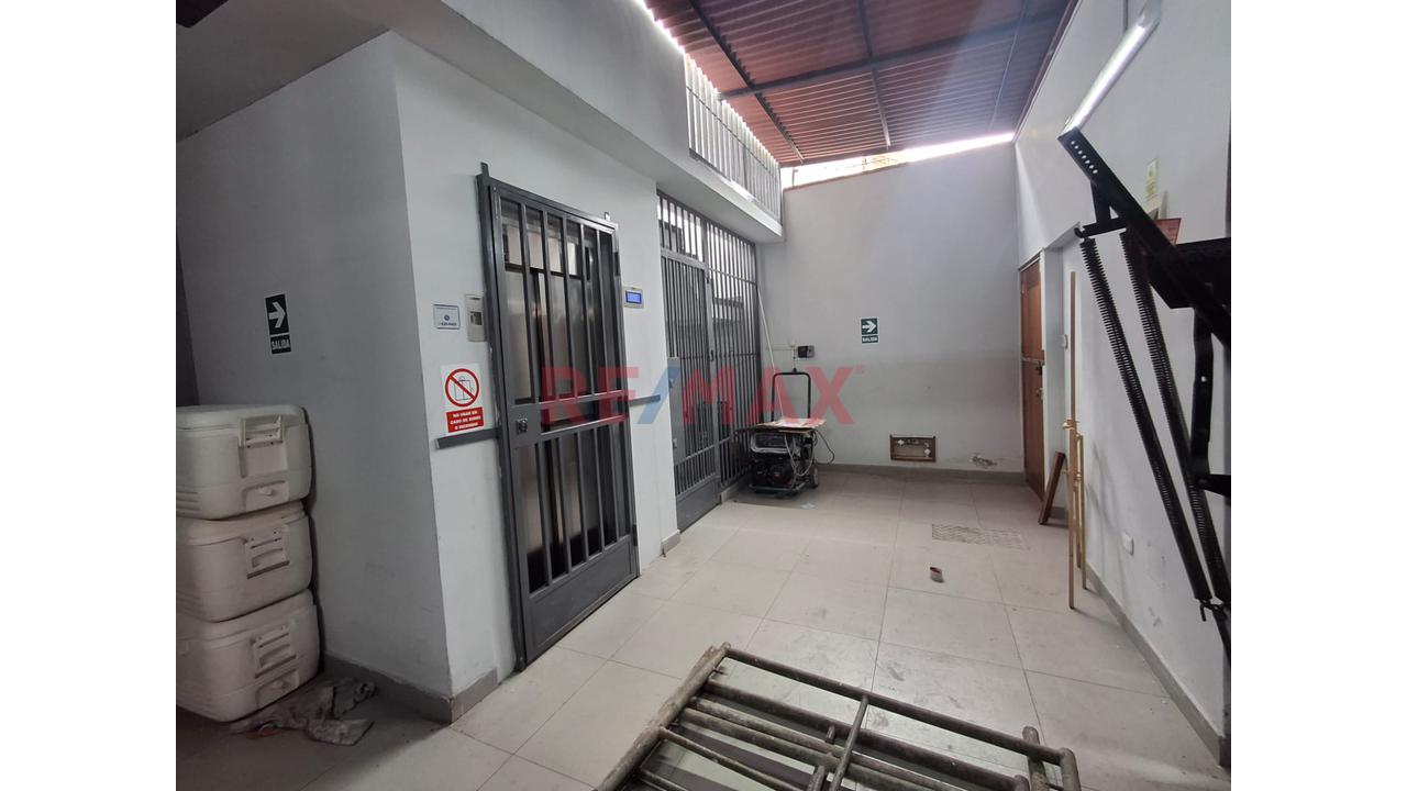 Venta Edificio 5 Pisos Con Ascensor Para Almacen Oficinas Y Vivienda - 5