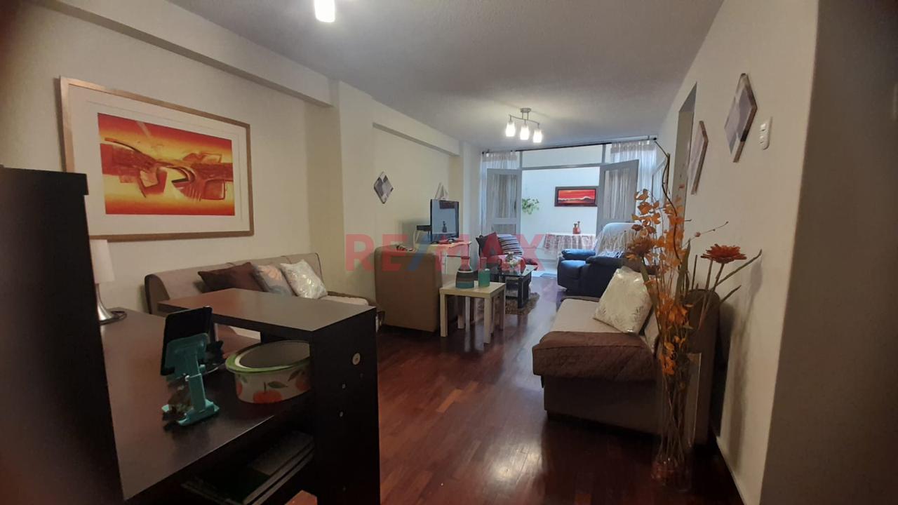 Departamento Dúplex En Primer Piso (Único En Ese Nivel) — Oferta Ideal Para Quienes Buscan Paz, Amplitud Y Seguridad. - 6