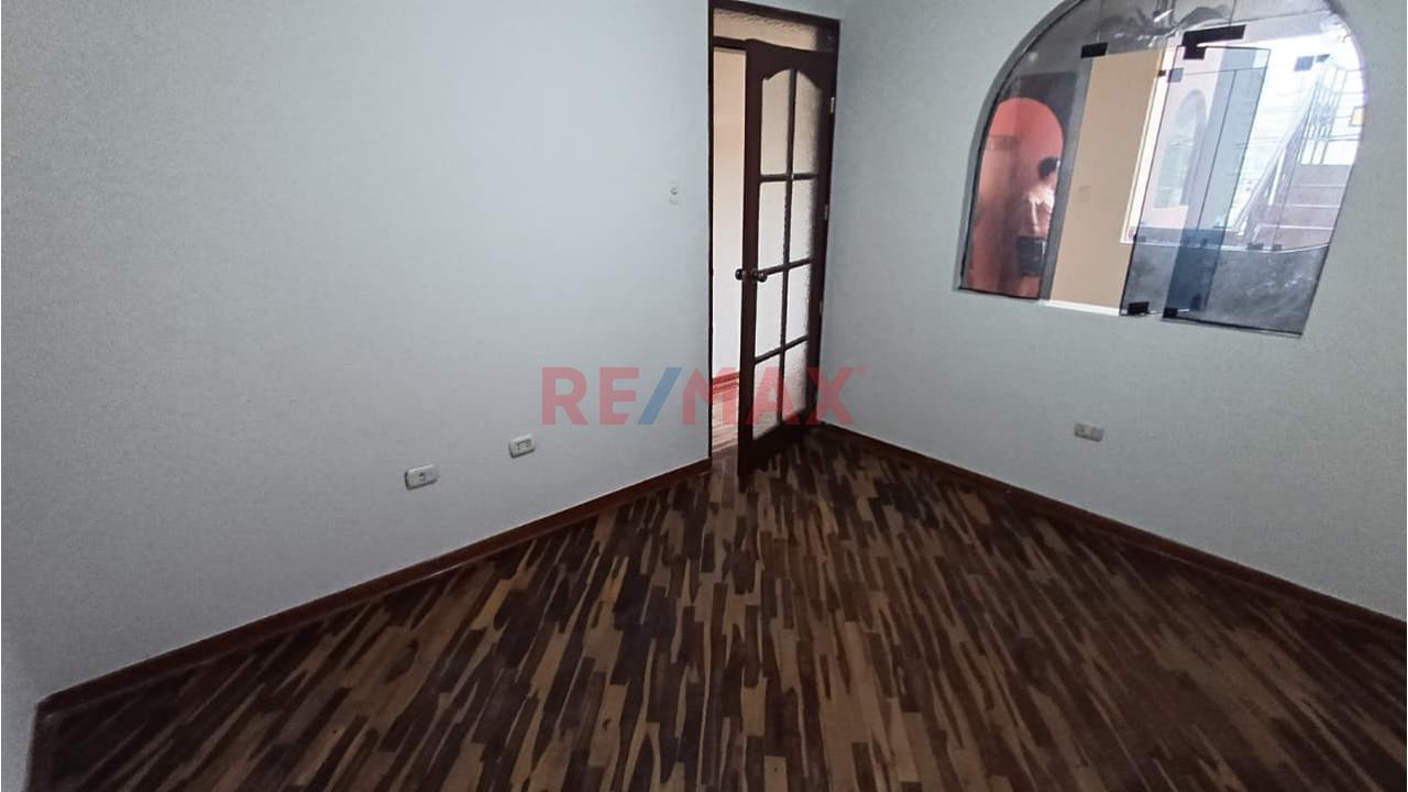 Vendo Dpto. 3 Dor. 2Do Piso- Urb. Horizonte De Naranjal- Smp - 5