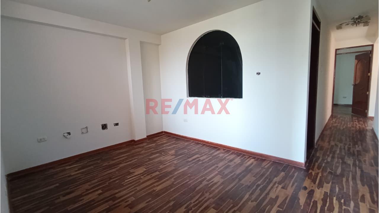 Vendo Dpto. 3 Dor. 2Do Piso- Urb. Horizonte De Naranjal- Smp - 3