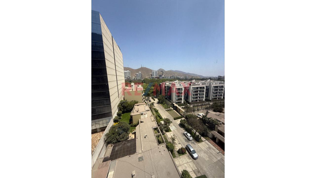 🏢 Oficina En Venta – Surco (Zona Empresarial Golf Los Incas) - 8