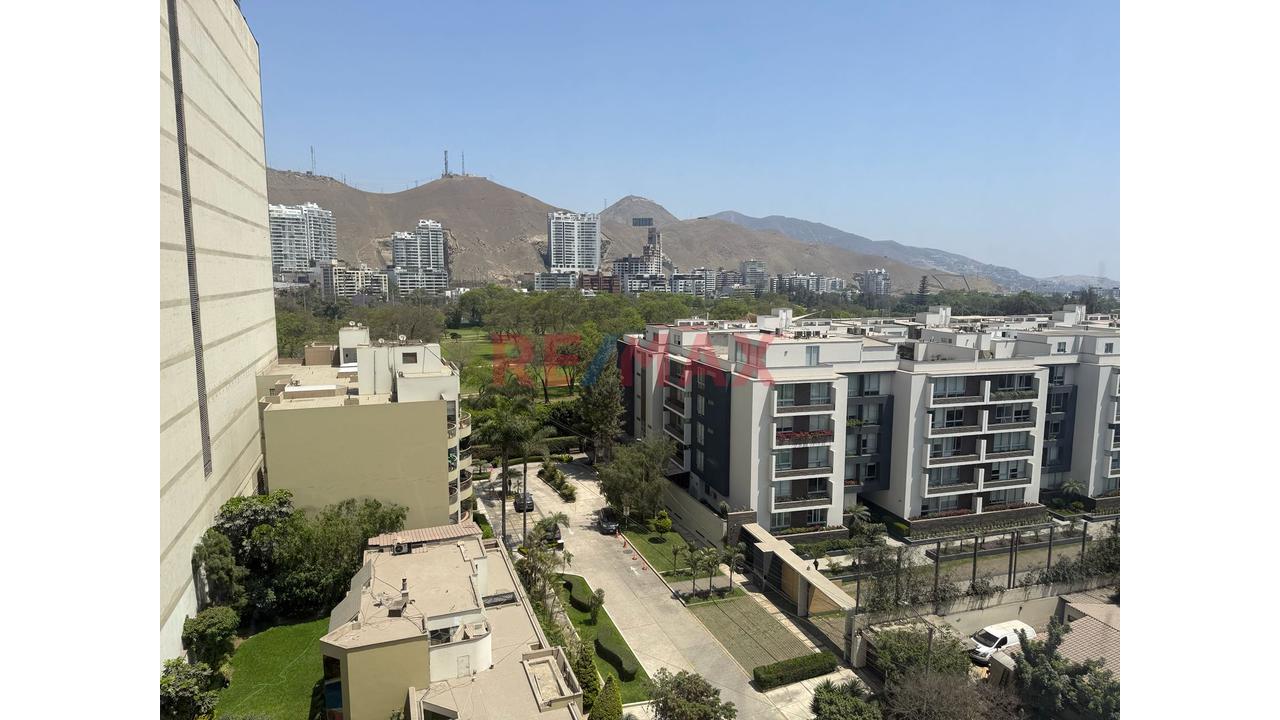 🏢 Oficina En Venta – Surco (Zona Empresarial Golf Los Incas) - 7