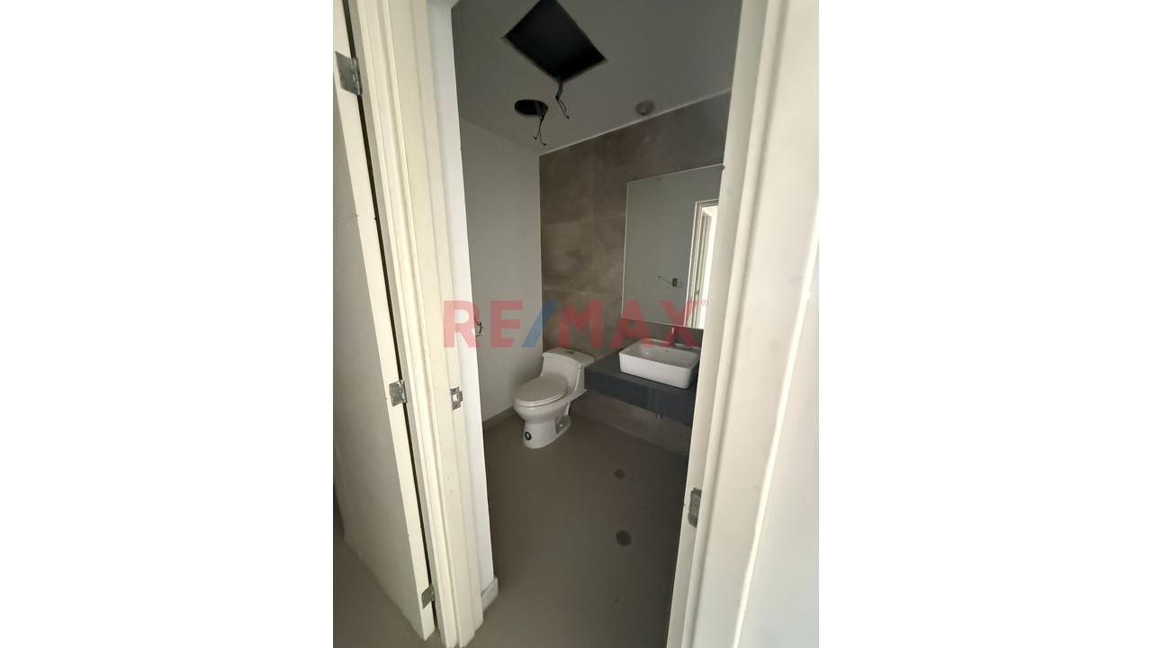 🏢 Oficina En Venta – Surco (Zona Empresarial Golf Los Incas) - 21