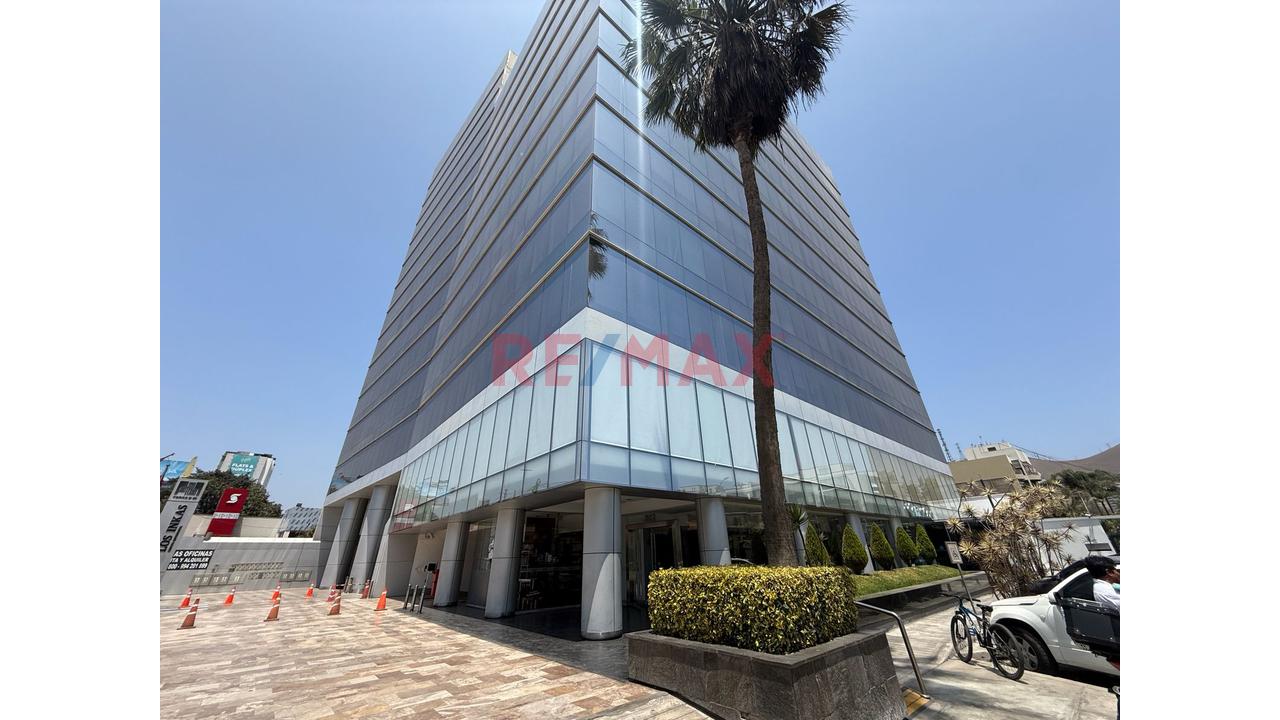🏢 Oficina En Venta – Surco (Zona Empresarial Golf Los Incas)