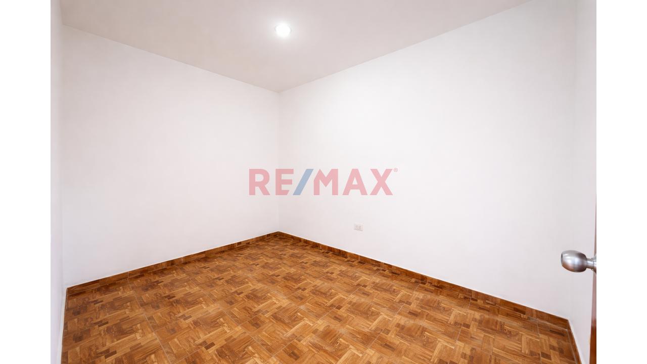 Departamento De Estreno En Venta En El Agustino Con Cochera Y Opción Comercial — foto 10