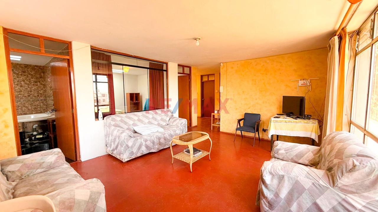 Casa En Venta Con Amplio Jardin!! - 12
