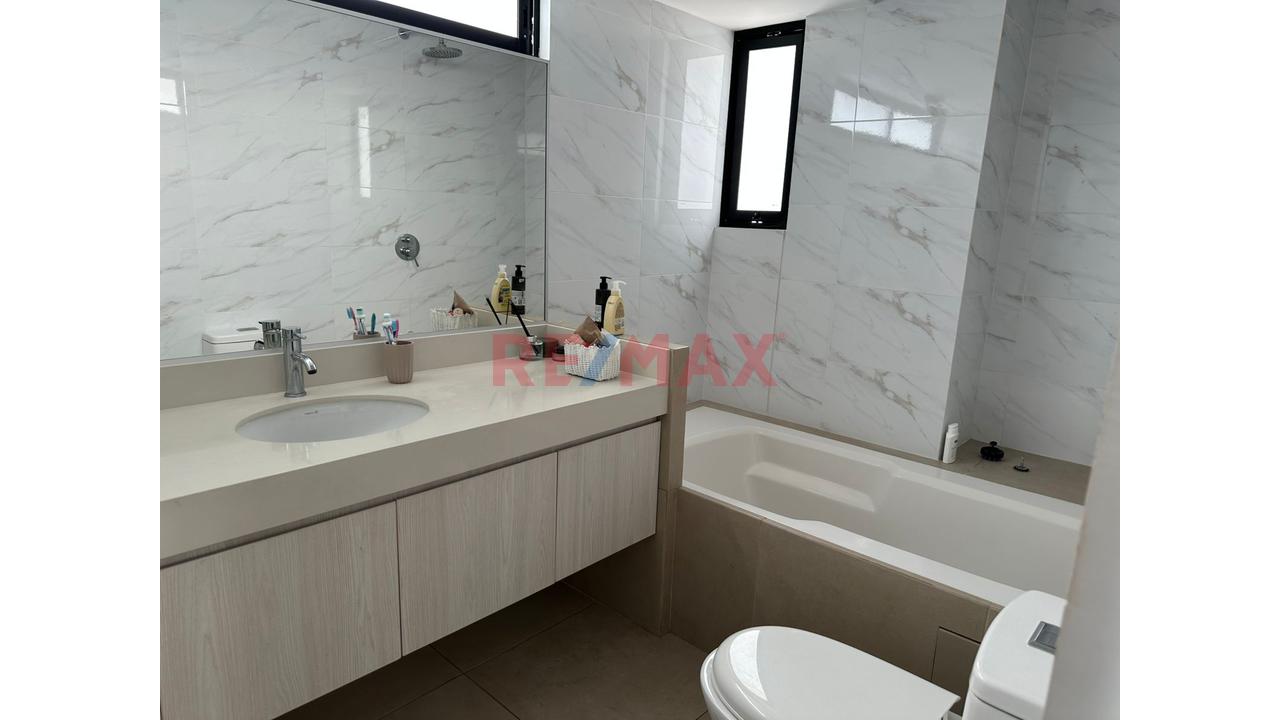 Se Vende Lindo Duplex En Chacarilla Frente A Parque Zona Exclusiva - 10