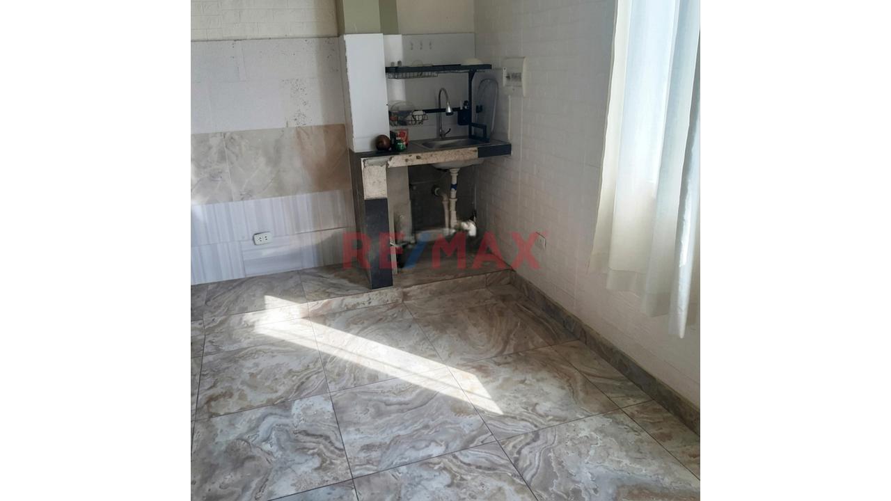 Invierte Departamento Con Vista Exterior De 2 Habitaciones En Av. 200 Millas Villa El Salvador — foto 5