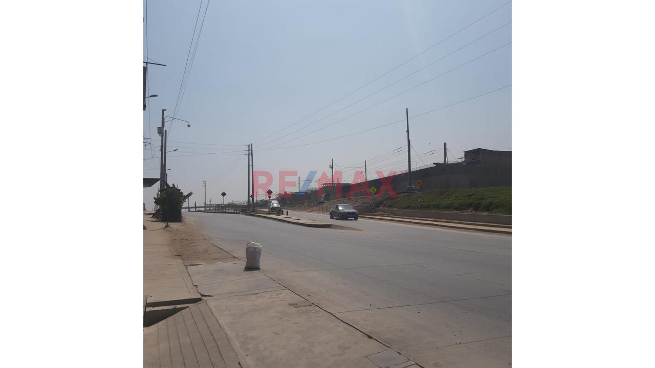 Casa Con Local Comercial En Venta – Ideal Para Negocio E Inversión Frente A Avenidas — foto 2