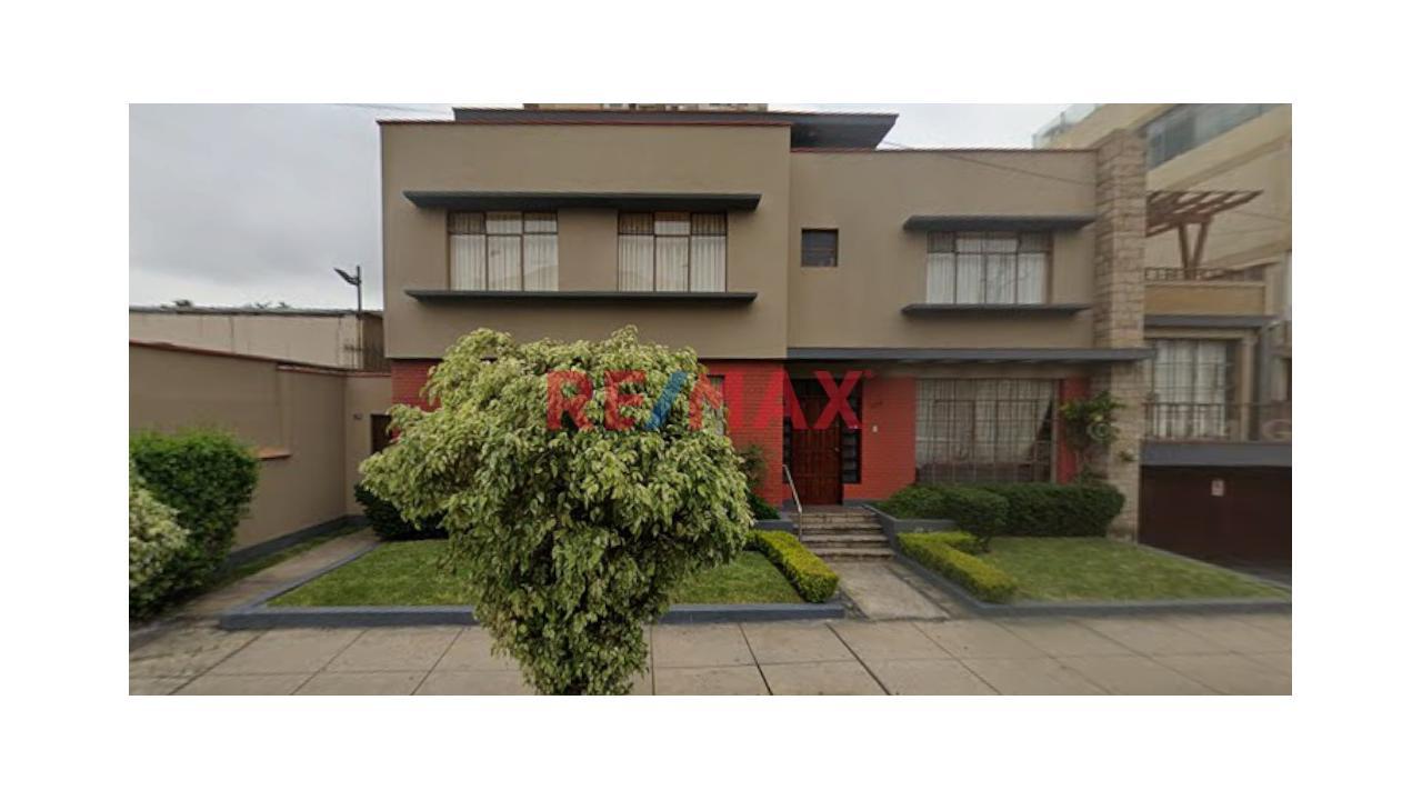🏗️ Oportunidad Exclusiva Para Constructoras En San Isidro – Zonificación Rdb 🏙️ - 1