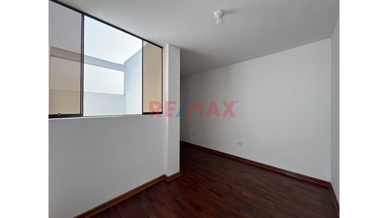 Departamento De Estreno En Venta En El Agustino Con Terraza Y 4 Dormitorios — foto 13