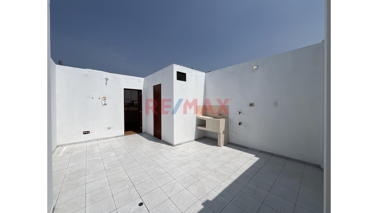 Departamento De Estreno En Venta En El Agustino Con Terraza Y 4 Dormitorios - 18
