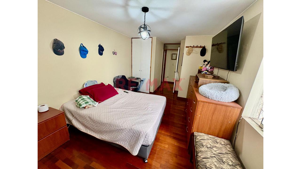 🏡 ¡Vive En San Borja – Zona Exclusiva! 🌳✨ Bajó De Precio!!! — foto 7