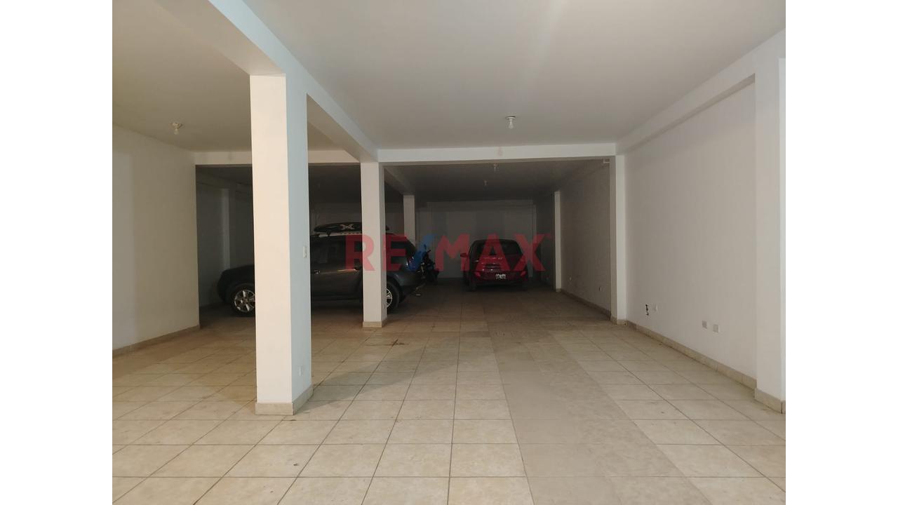 Se Alquila Local Comercial Piso 1 En San Martin De Porres — foto 5
