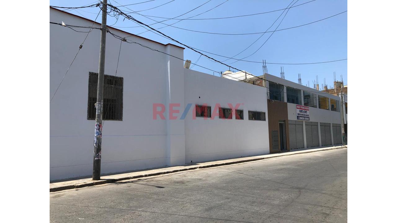 Amplio Local comercial ubicado en Chiclayo Amplio Local comercial ubicado en Chiclayo