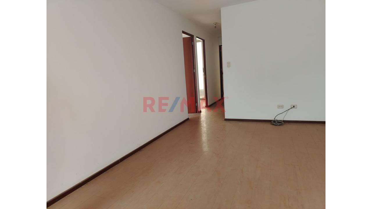 Venta De Casa  De  Piso Y Medio En Condominios Villa Club 2 En Carabayllo — foto 7