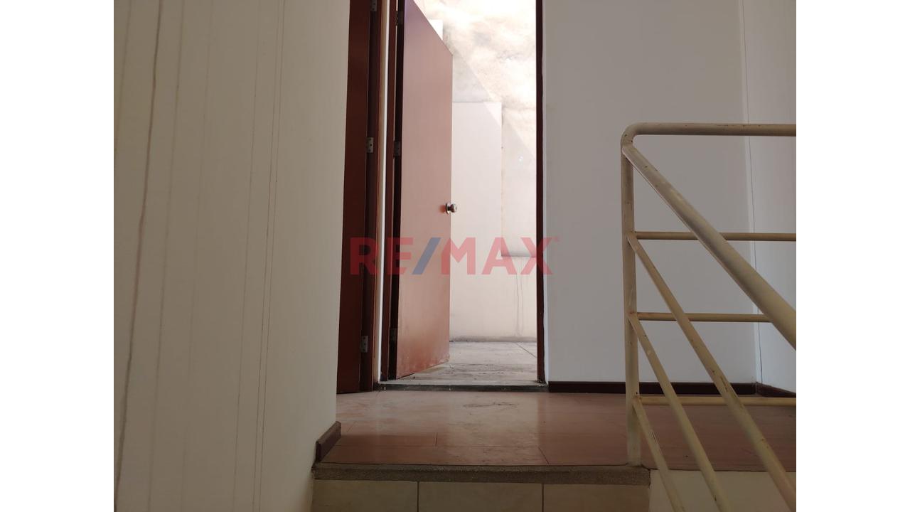 Venta De Casa  De  Piso Y Medio En Condominios Villa Club 2 En Carabayllo — foto 9