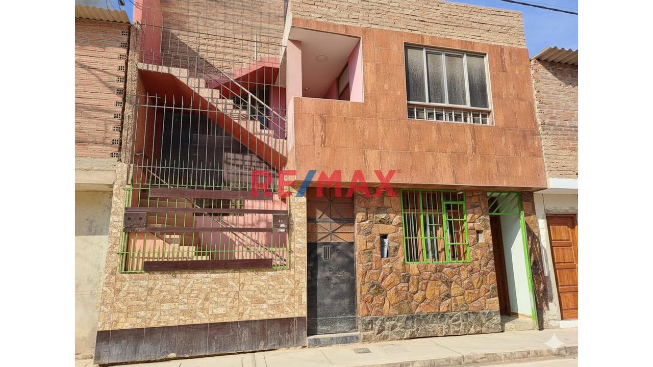 Casa En Venta Cerca Unprg Lambayeque