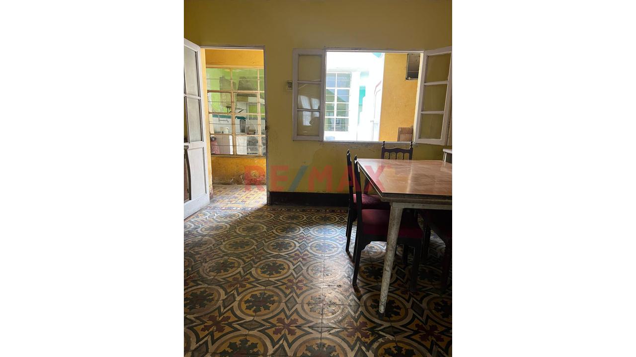 Vendo Casa Como Terreno - 11