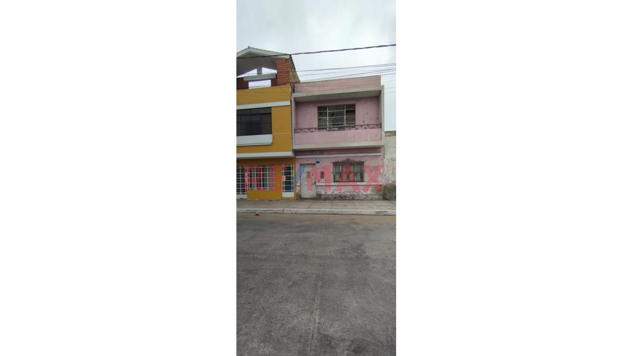 Vendo Casa Como Terreno - 1