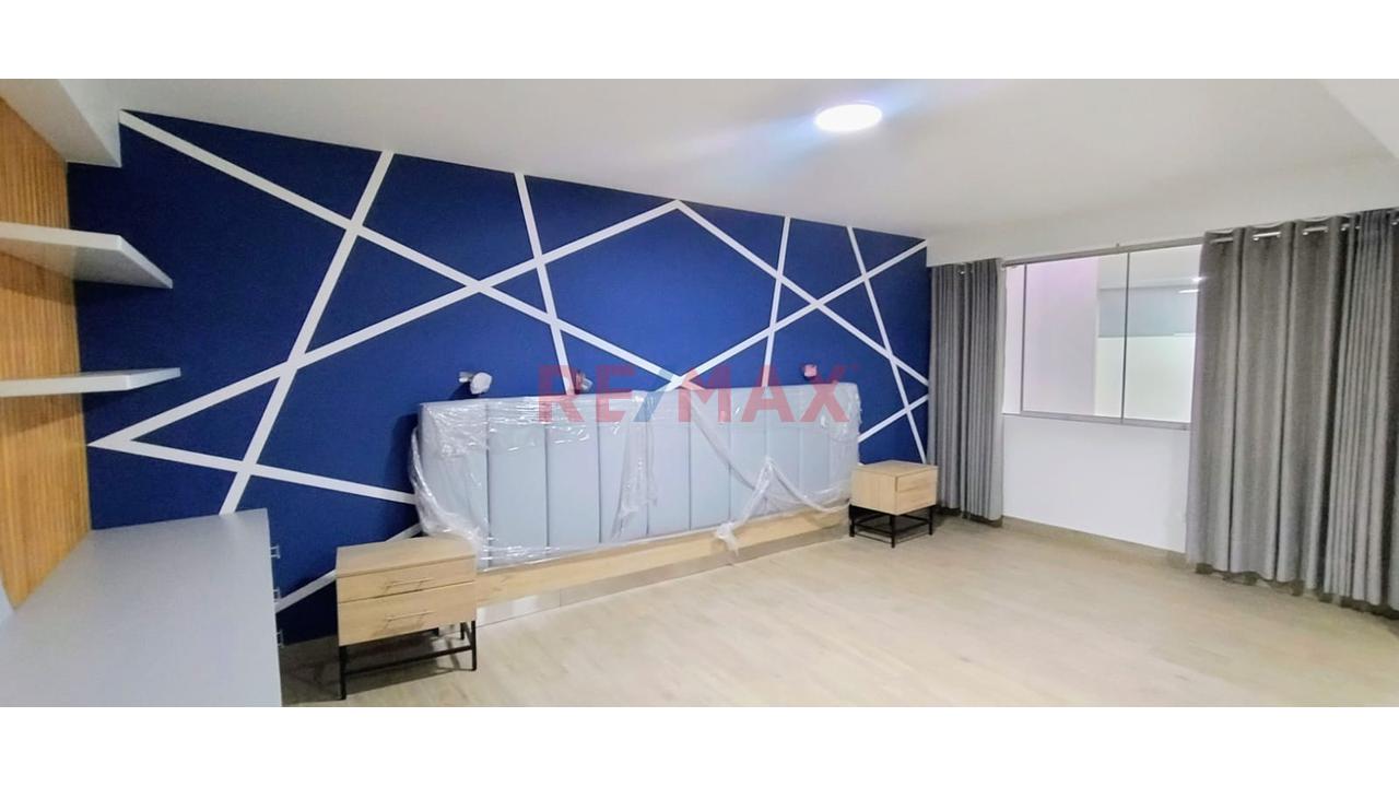 Se Vende Casa Moderna De 3 Pisos Con Azotea Y Cochera — foto 15