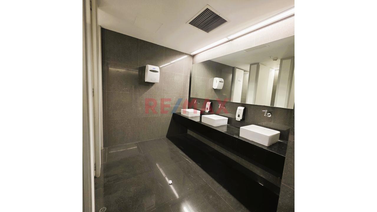 Se Vende Oficina De 581 Mt2 En El Piso 13 De Edificio Empresarial Gerpal - Zona Céntrica De Miraflores - 7