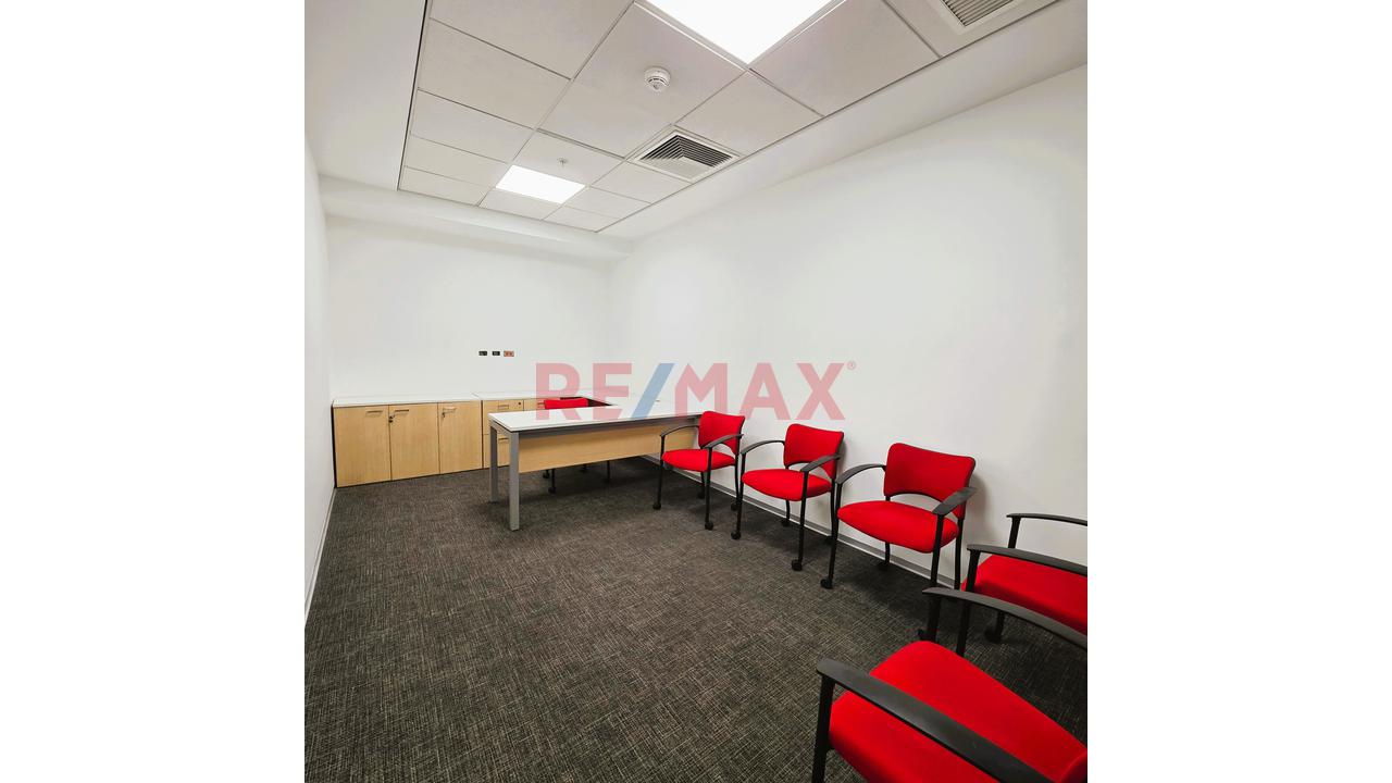 Se Vende Oficina De 581 Mt2 En El Piso 13 De Edificio Empresarial Gerpal - Zona Céntrica De Miraflores - 5