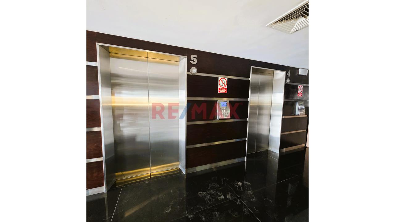 Se Vende Oficina En Miraflores Con Excelente Conectividad A Través De La Vía Expresa, Metropolitano Y Principales Avenidas - 8