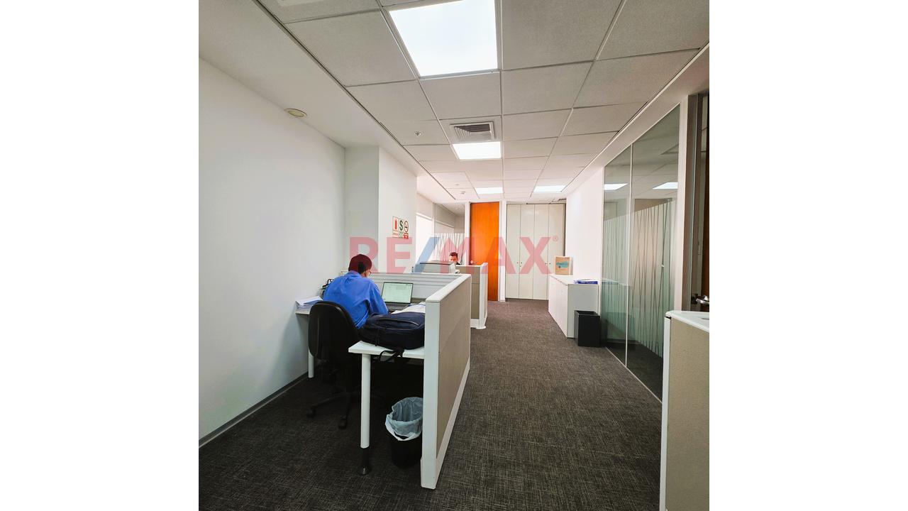 Se Vende Oficina En Miraflores Con Excelente Conectividad A Través De La Vía Expresa, Metropolitano Y Principales Avenidas - 5